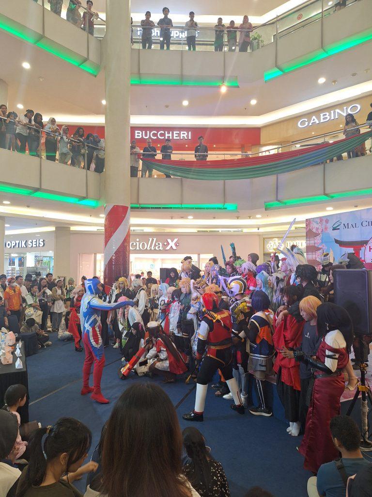 Holiday Festival Cosplay Competition