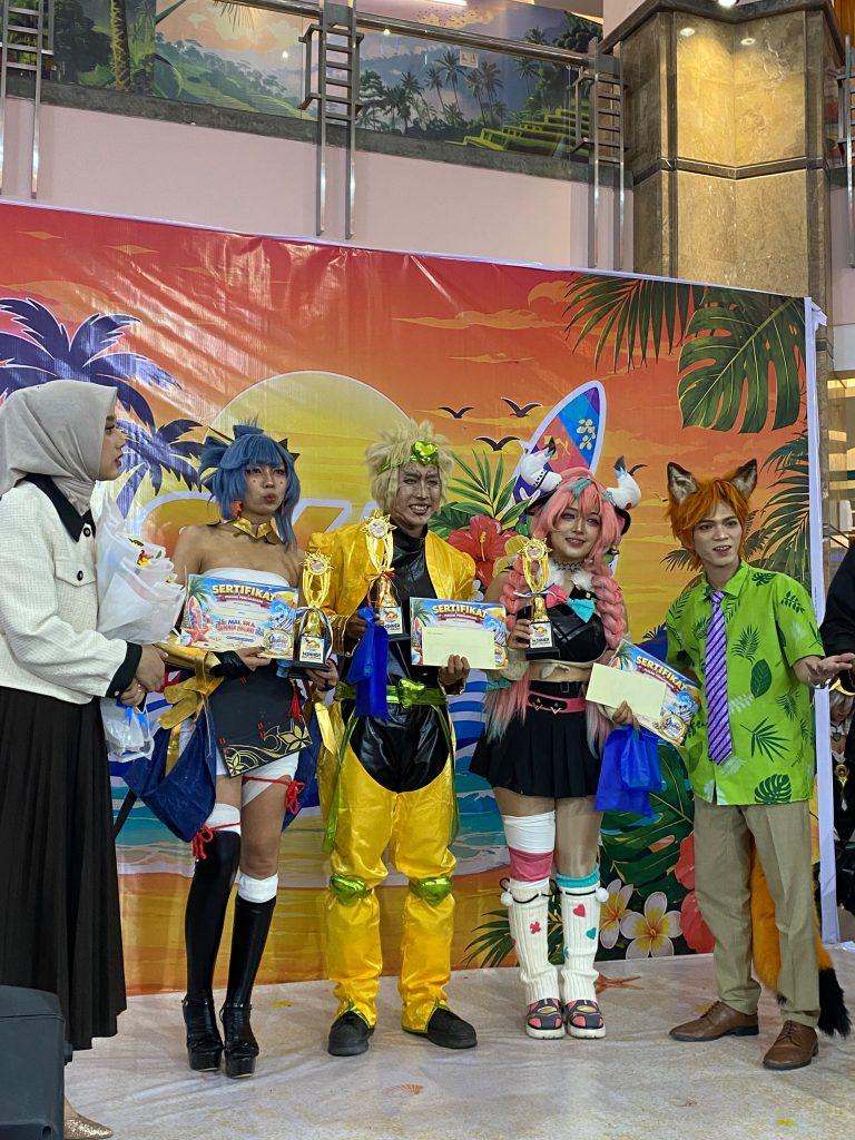 Summer Holiday Coswalk Competition