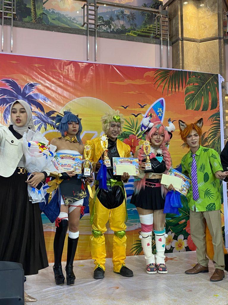 Summer Holiday Coswalk Competition